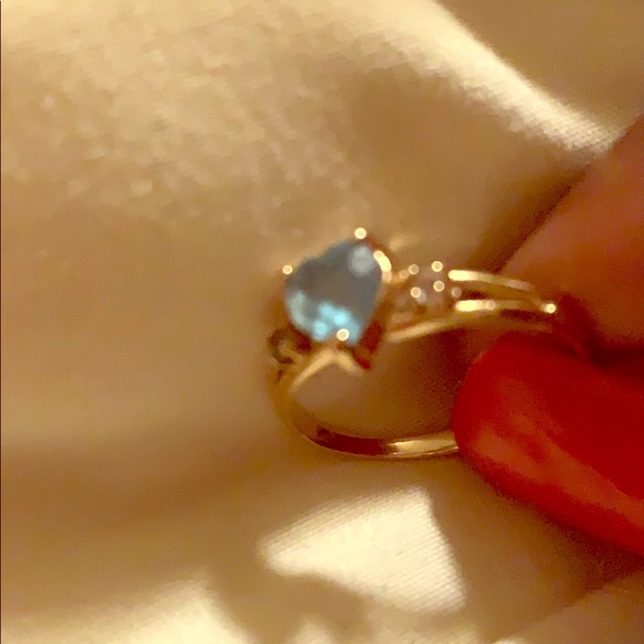 Jewelry - Beautiful light blue 14k heart ring